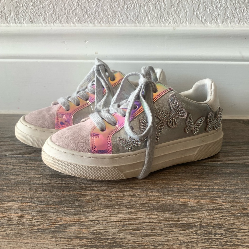 Steve Madden Girls' J-Flori Rhinestone Butterfly Sneakers - Picture 2 of 7